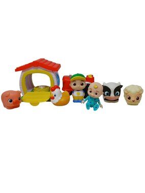 8 Pc Cocomelon Farm Animals Hen House Tractor Moonbug Lot #J-37